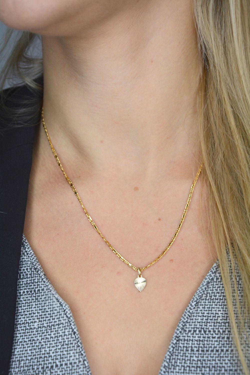 Złoty łańcuszek 585 o szerokości 2 mm z blaszką DIA-LAN-1235-585 2mm.jpg